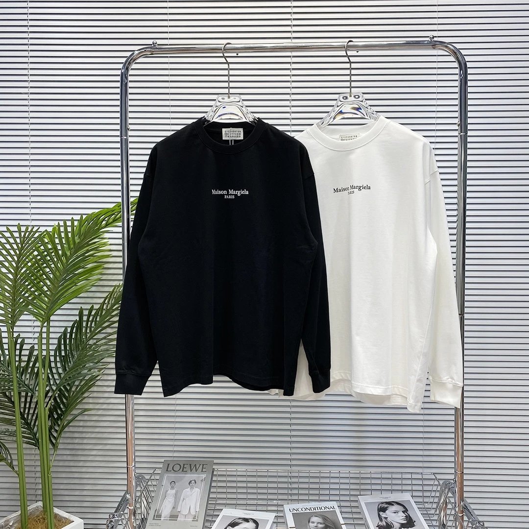 Maison Margiela Hoodie Full Back logo Long Sleeve T Round Neck Sweatshirt Long Sleeve Base Shirt Outerwear Trendy Unisex Sports Casual Loose Fit Versatile Autumn Winter New Arrival