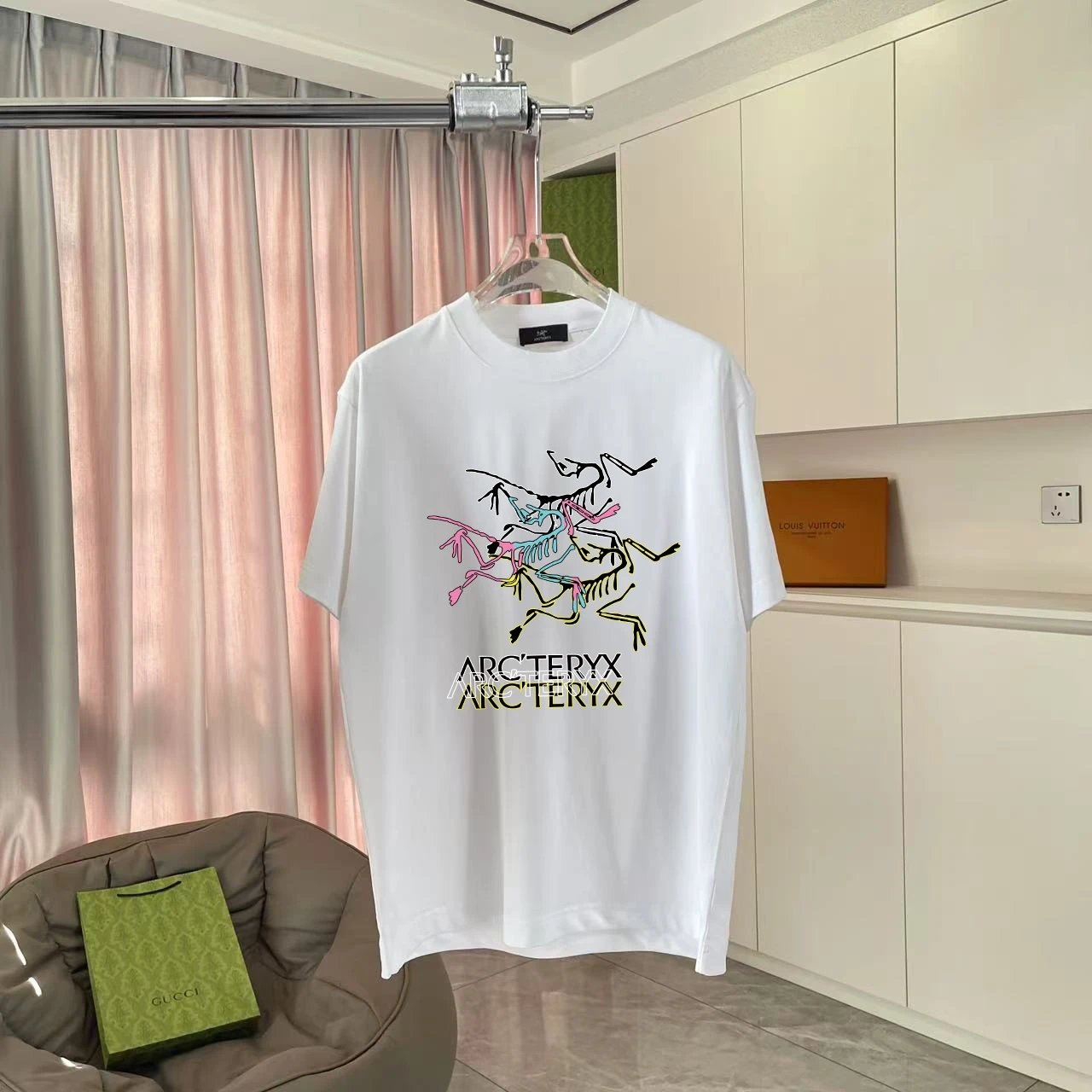 Arc'teryx T-shirt Three Birds Pattern Print on the Chest logo round Neck Short Sleeve25ss New Pure Cotton Unisex Style T T-shirt OS Loose Fit Base Shirt Top Half Sleeve T-Shirt