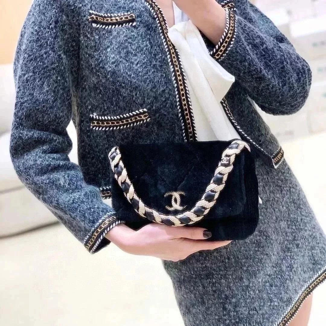 Chanel Women's Bag Top version Limited Edition New Early Spring Princess Bag Diamond Wool AS2240Furbag Flap Bag Underarm Bag Shoulder Bag Ladies Bag