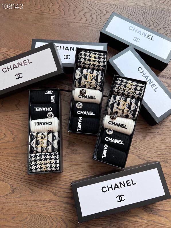 Chanel Sock Packaging【Five Pairs Per Box】