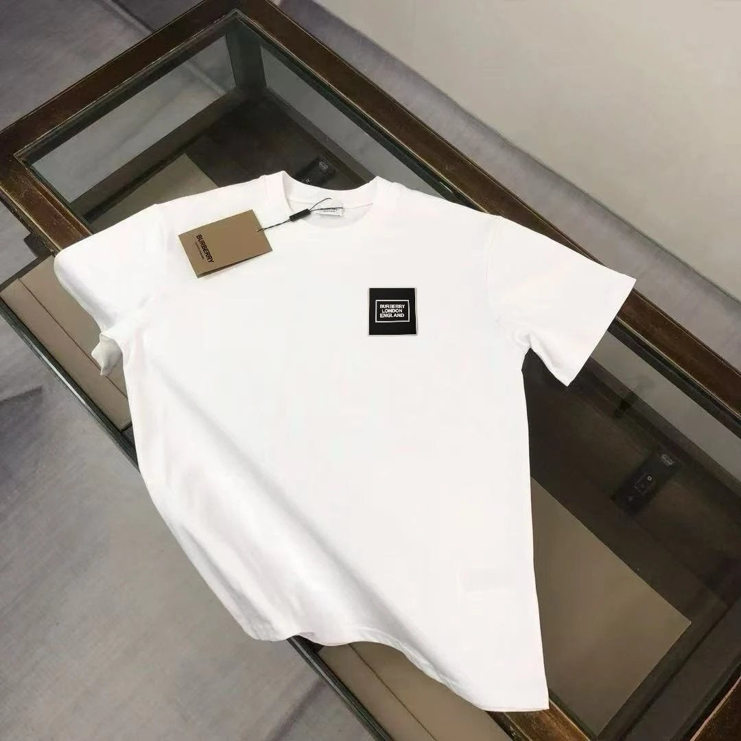 Burberry T-shirt Black small letter print on the chest logo round Neck Short Sleeve25ss New pure cotton T Unisex T-Shirt OS Drop Shoulder Loose Fit Base Shirt Top T-Shirt Short Sleeve