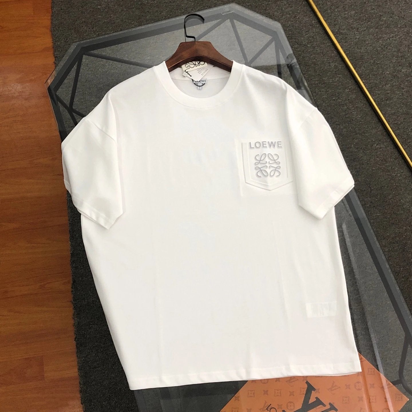 LOEWE T-shirt Chest Letter Print logo round Neck Short Sleeve25ss New Pure Cotton Unisex Style T Casual T-Shirt Base Layer Shirt OS Loose Fit Half Sleeve Top Plus Size