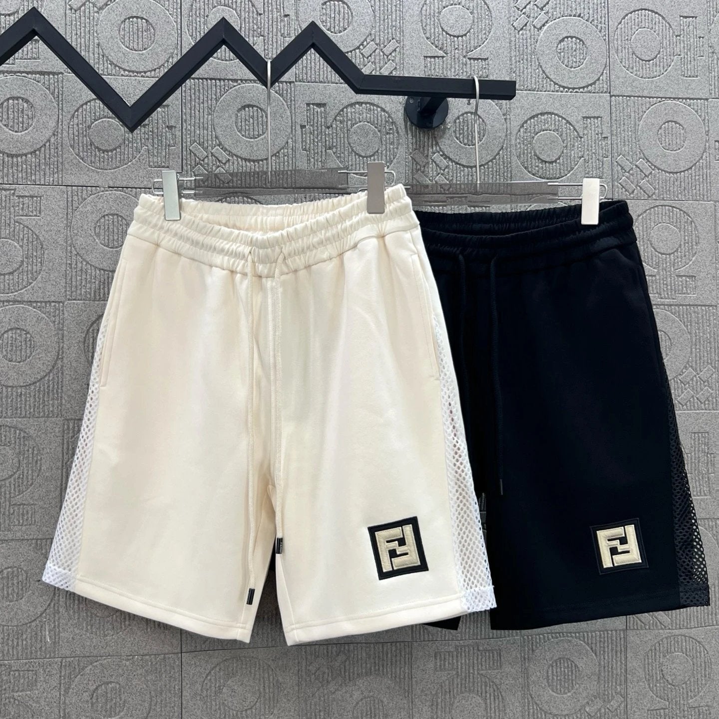 FENDl Shorts Front Body Double F Letter Embroidery logo Five-point Shorts25ss New Drawstring Casual Summer Pants American Style5Two-in-One Casual Sweatpants for Men and Women, Pure Cotton Joggers