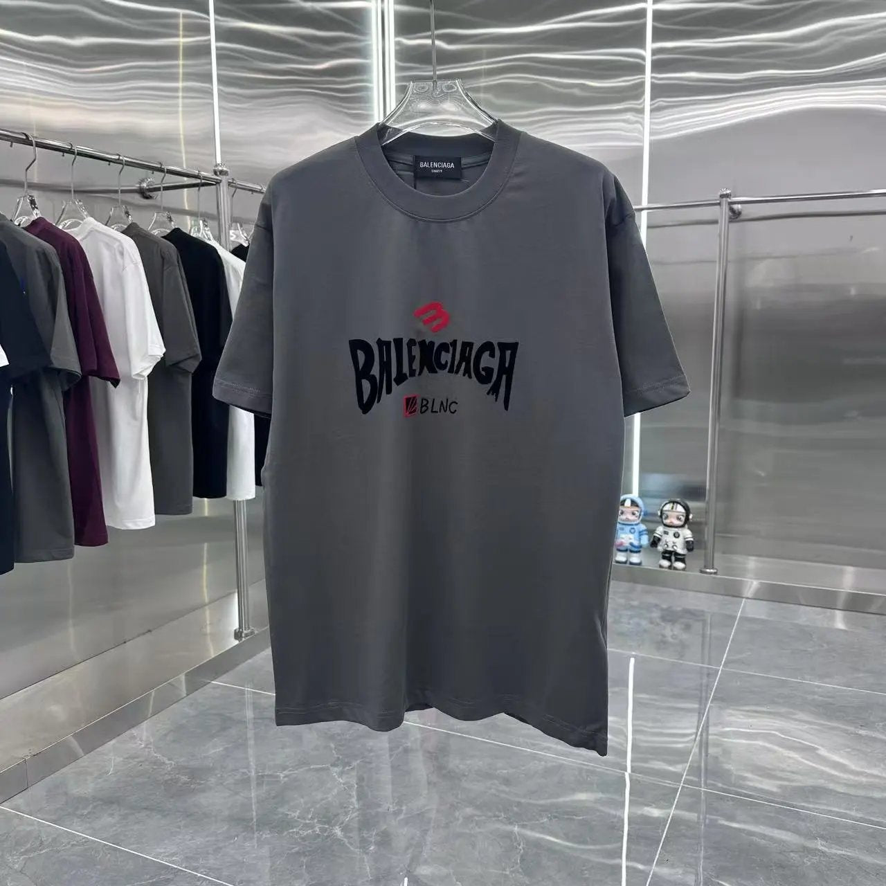 Balenciaga T-shirt Front Flocking Print logo round Neck Short Sleeve25ss New pure cotton T Unisex T-Shirt OS Drop Shoulder Loose Fit Base Shirt Top T-Shirt Short Sleeve