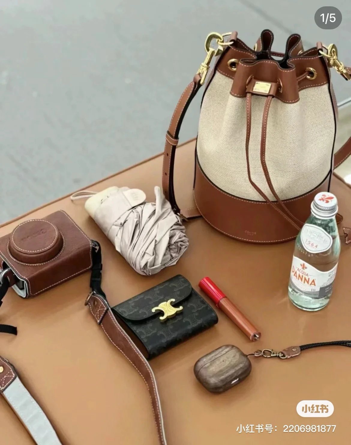 Celine women's bag Top version 【Highest Version Quality Assurance】23Early Autumn New Canvas Bucket Bag Drawstring Bucket Bag with Linen and Cow Leather Edging，Linen Lining，Drawstring Leather Necking Design?️Adjustable Leather Long Shoulder Strap Crossbody