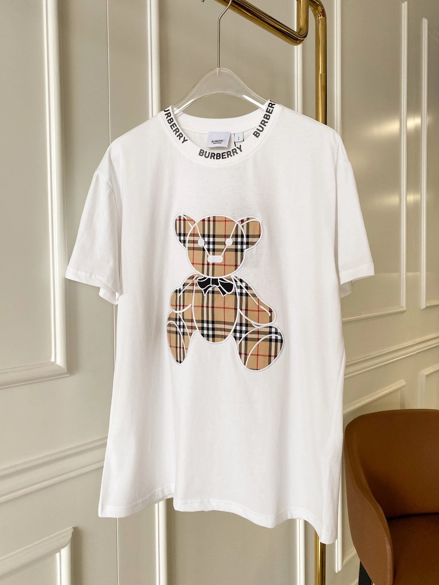Burberry T-shirt Bear Embroidery on the Chest logo round Neck Short Sleeve25ss New Pure Cotton Unisex Style T T-shirt OS Loose Fit Base Shirt Half Sleeve T-Shirt Top Half Sleeve