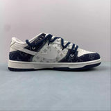 Nike Dunk Low shoes