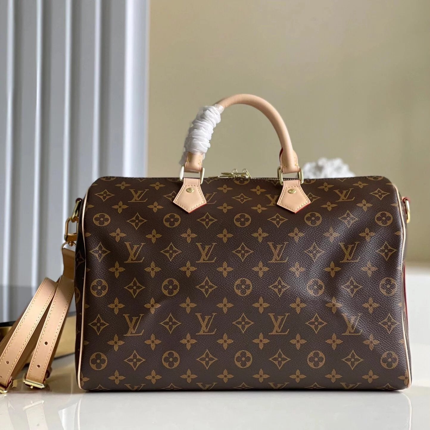 Louis Vuitton LV Women's Bag 【Version】M41112Required S*PEEDY25Presbyopic Pillow Bag M41113speed30Handbag M41112Checkerboard N41367Shoulder Messenger Bag Handbag Shoulder Bag Messenger Bag Women's Bag N42373White Plaid M41106Large Size40