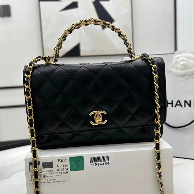 Chanel Women's Bag Top version **Original Leather Shop23p New Hollow Handle Bag WOC Flap Bag Portable Box Bag Messenger Bag Mobile Phone Bag New Women's Bag Hollow Handle Women's Bag A68136A68134