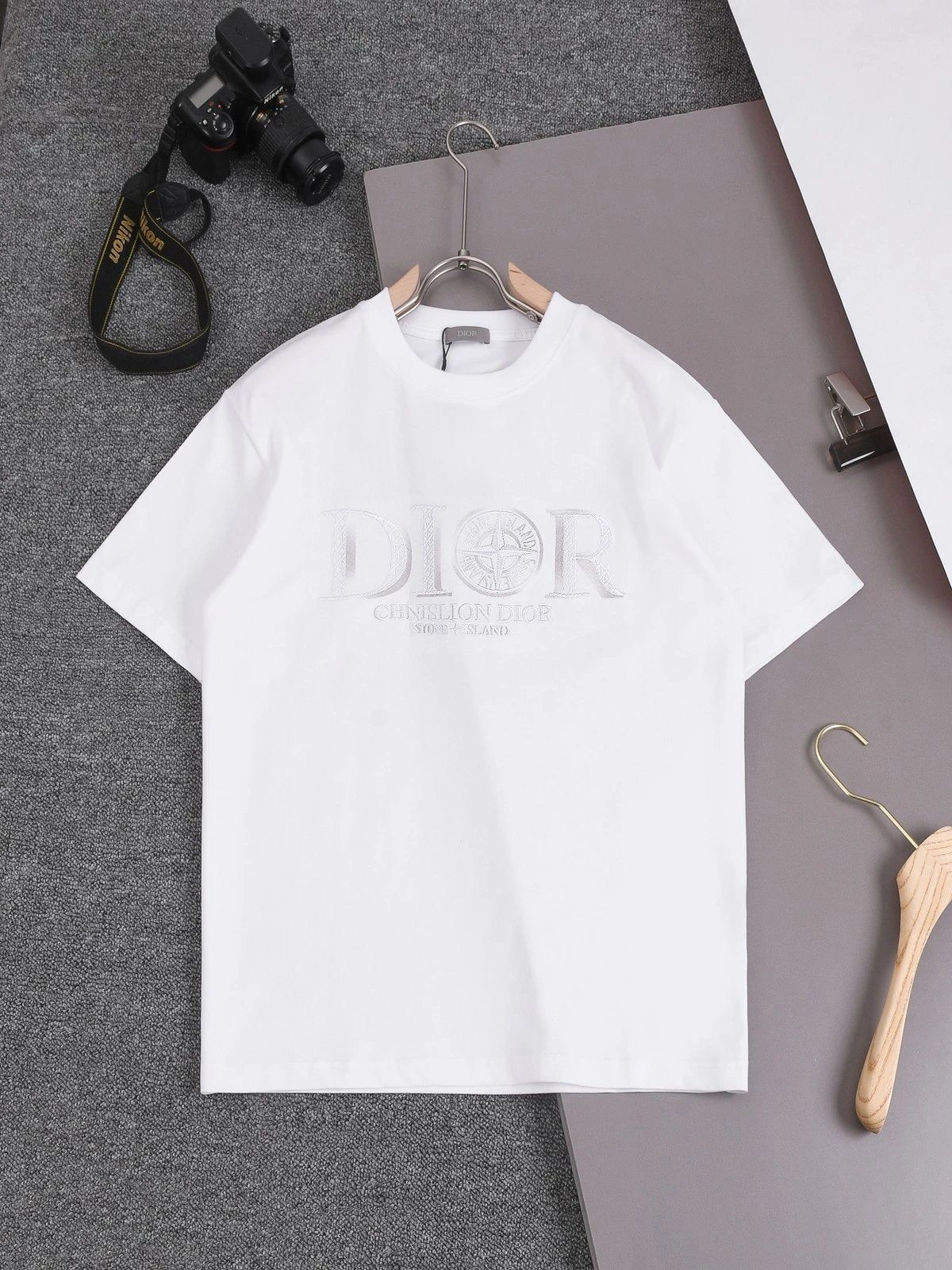 Dior T-shirt 3D Embroidery logo round Neck Short Sleeve25ss New Pure Cotton Unisex Style T Casual T-Shirt Base Layer Shirt OS Loose design