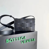 Bottega Veneta Women's Bag Top version 【Special Cabinet Version】Woven bag CROSSBODY Square Bag Pillow Bag（Lambskin）Rubik's cube bag Cassette15Plaid Woven Bag Original Leather Handbag Waist Bag Chest Bag Shoulder Messenger Bag Unisex Men's and Women's Bags