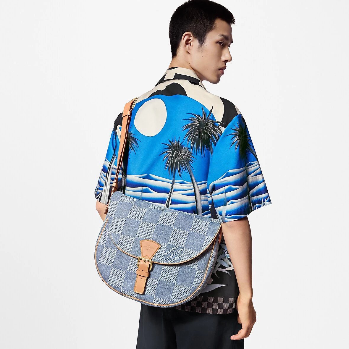 Louis Vuitton LV Men's Bag Top version 【Super Version New Kowloon Leather】Denim Jean Bag Series Montsouris Medium Postman Messenger Bag N40743Denim Plaid Messenger Bag Men's Retro Style Trendy Fashion Men's Bag Women's Bag Crossbody Bag Shoulder Bag Casua