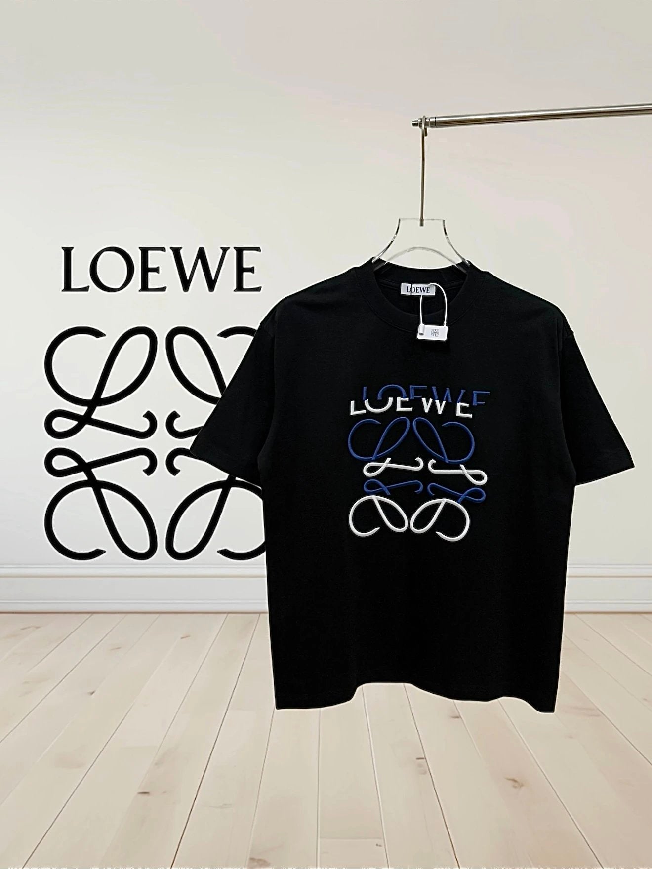 LOEWE T-shirt Floral Irregular Letter Embroidered Crew Neck Short Sleeve25ss New Pure Cotton Unisex Style T Casual T-Shirt Base Layer Shirt OS Loose design