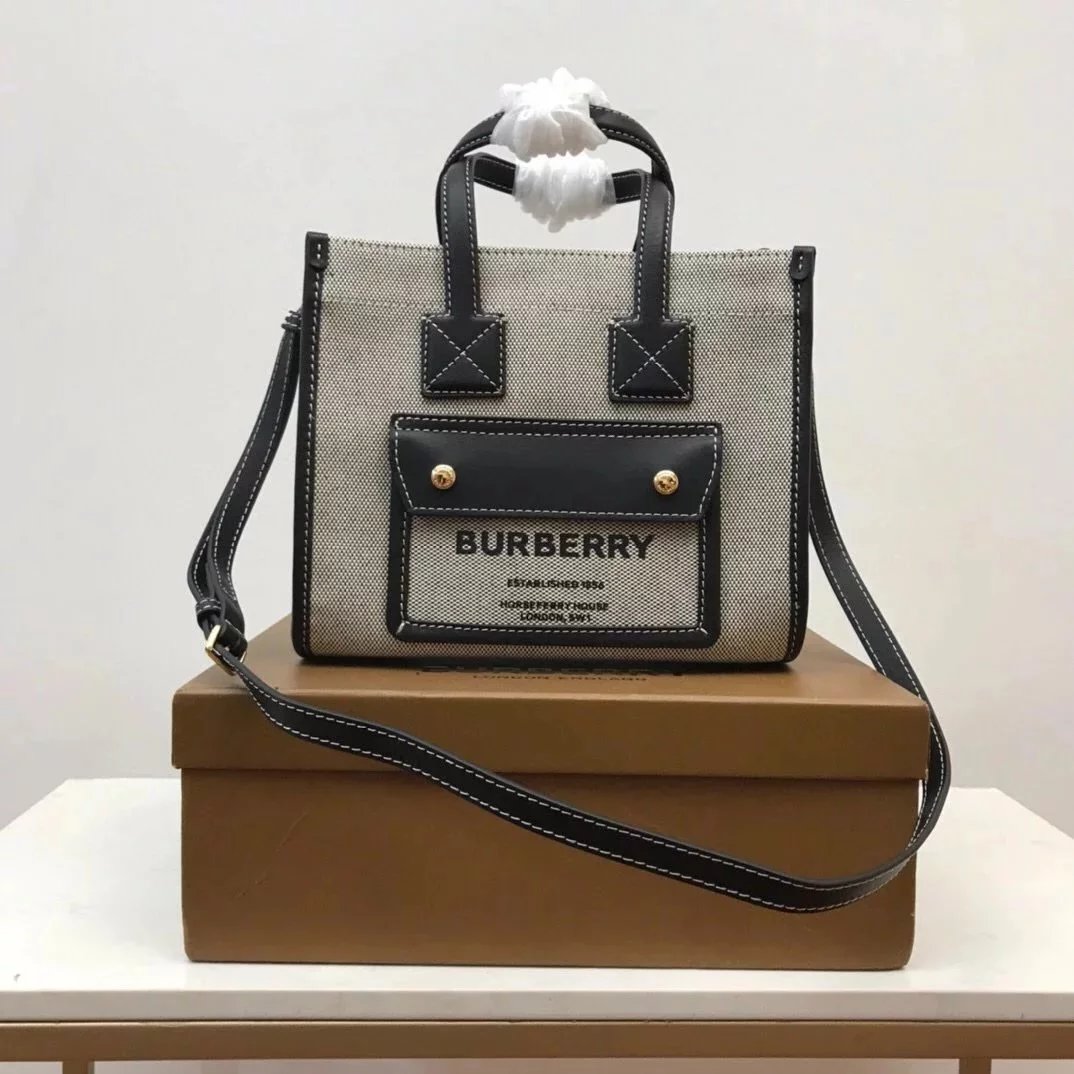 Burberry Women's Bag Top version Mini Two-Tone Canvas Stitching Leather Leather Freya Italian Refined Tote Bag Shoulder Bag Messenger Bag Handbag Women's Bag