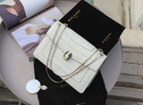 BVLGARI Bag Top version SerpentiForever Pearl White Handbag Cowhide Bag Decorated with a Snake's Head File Holder Chain Bag Portable Shoulder Messenger Bag Women's Bag