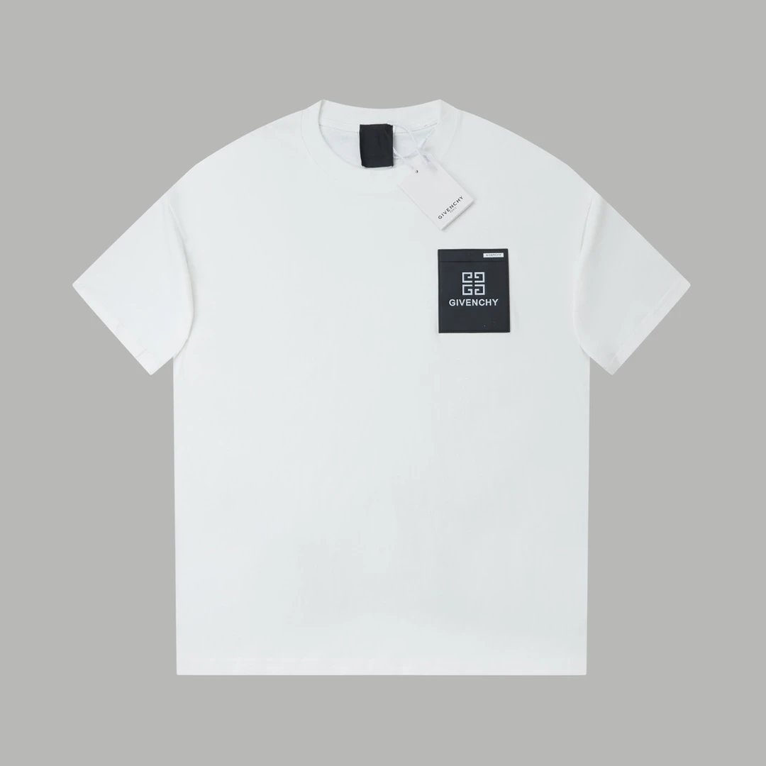 Givenchy T-shirt Front Chest 3D Leather Tag with Metal Letters logo round Neck Short Sleeve25ss New pure cotton T Unisex T-Shirt OS Loose Fit Base Shirt Top Half Sleeve T-Shirt