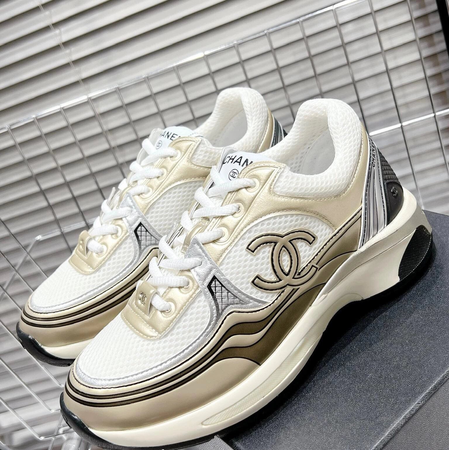 Chanel Shoes Original Disassembly Copy Spring and Summer Sneakers New Product
Full of Retro Feeling，Bold Description of Heel