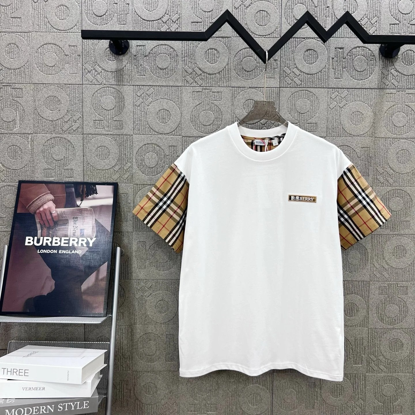 Burberry T-shirt Chest Plaid Patchwork Letter Embroidery logo round Neck Short Sleeve25ss New Pure Cotton Unisex Style T T-shirt OS Loose Fit Base Shirt Top Half Sleeve T-Shirt