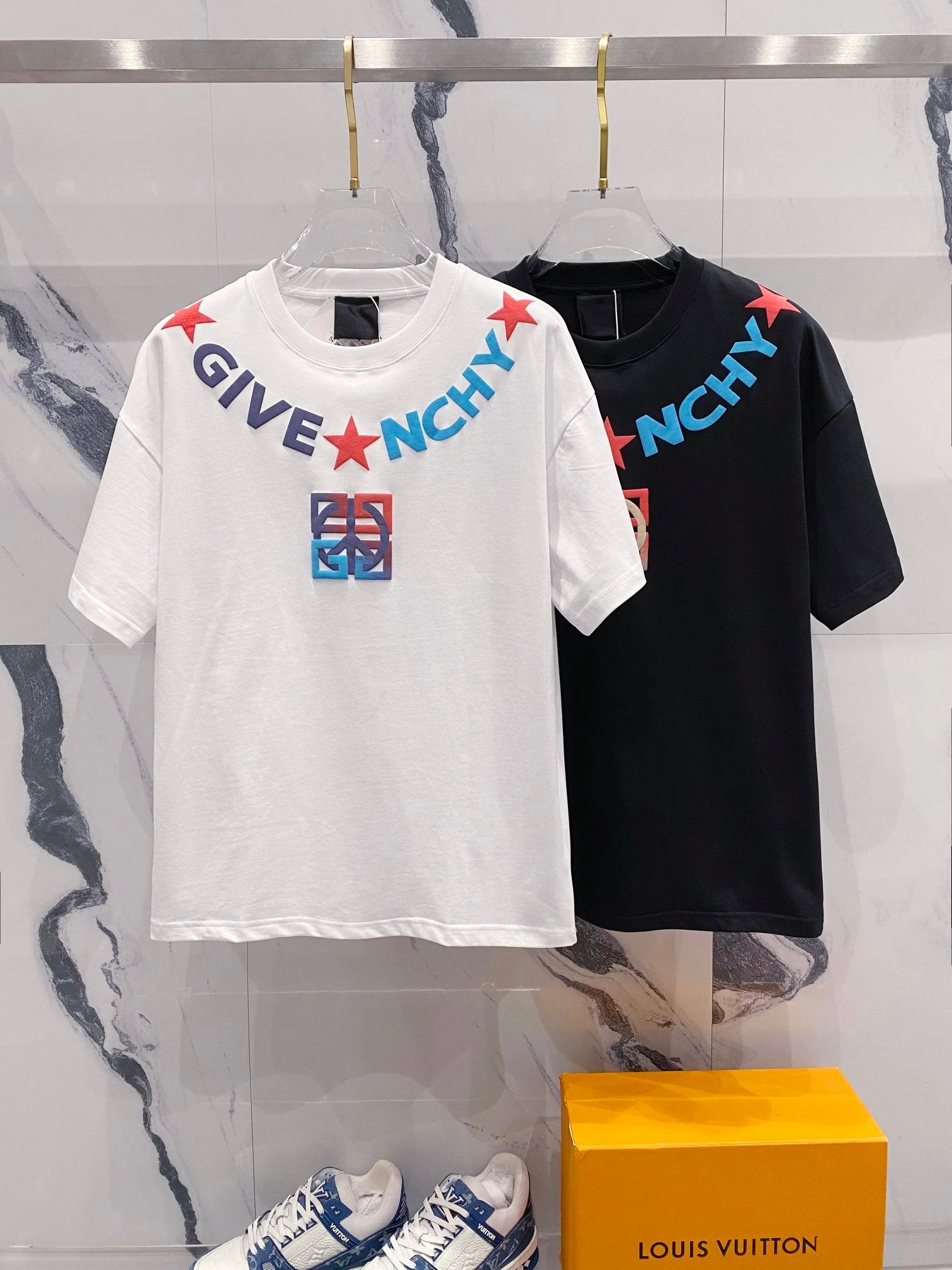Louis Vuitton LV T-shirt Neckline Star Letter Foam Print LOGO Logo Crew Neck Short Sleeve Pure Cotton Unisex T T-shirt OS Loose Fit T-Shirt Casual Simple Base Shirt