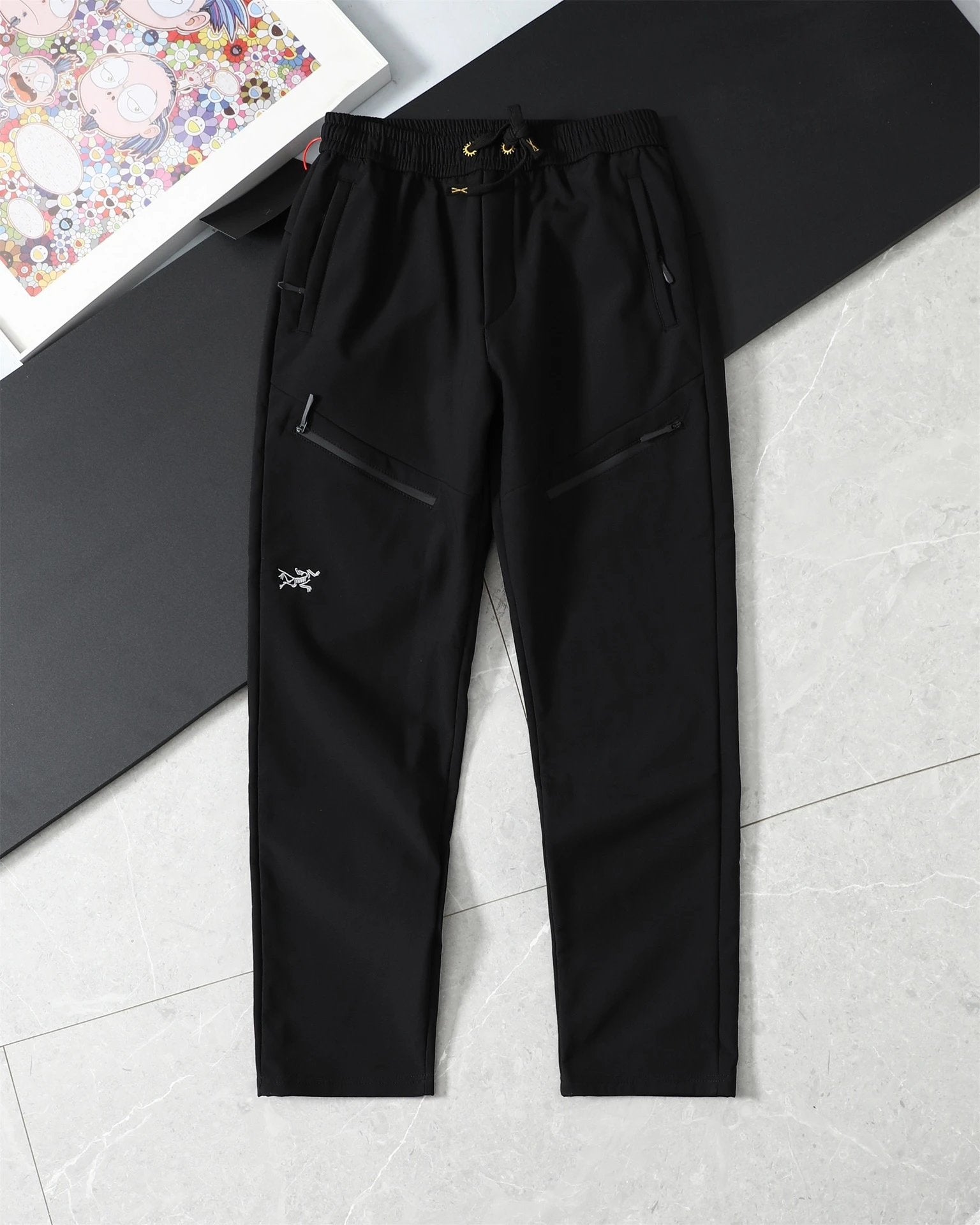 Arc'teryx Sweatpants Fleece Lined Thickened Big Bird Drawstring Soft Shell Pants, Straight Leg Sports Pants, Unisex Long Pants for Autumn and Winter, Loose Fit, High Waist, Large Size, Casual Pants