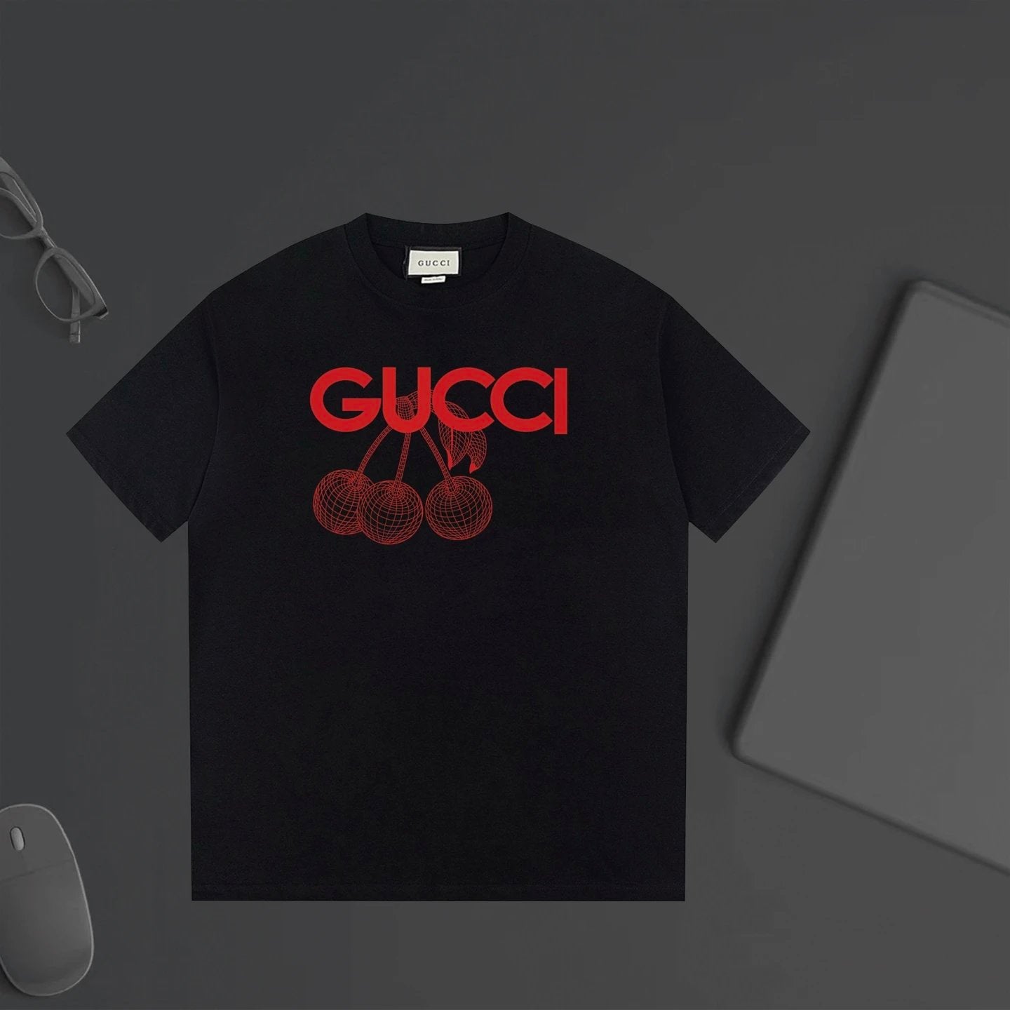 Gucci T-shirt Letter Cherry Print on Chest logo round Neck Short Sleeve25ss New pure cotton T Unisex T-Shirt OS Loose Fit Base Shirt Top Half Sleeve T-Shirt
