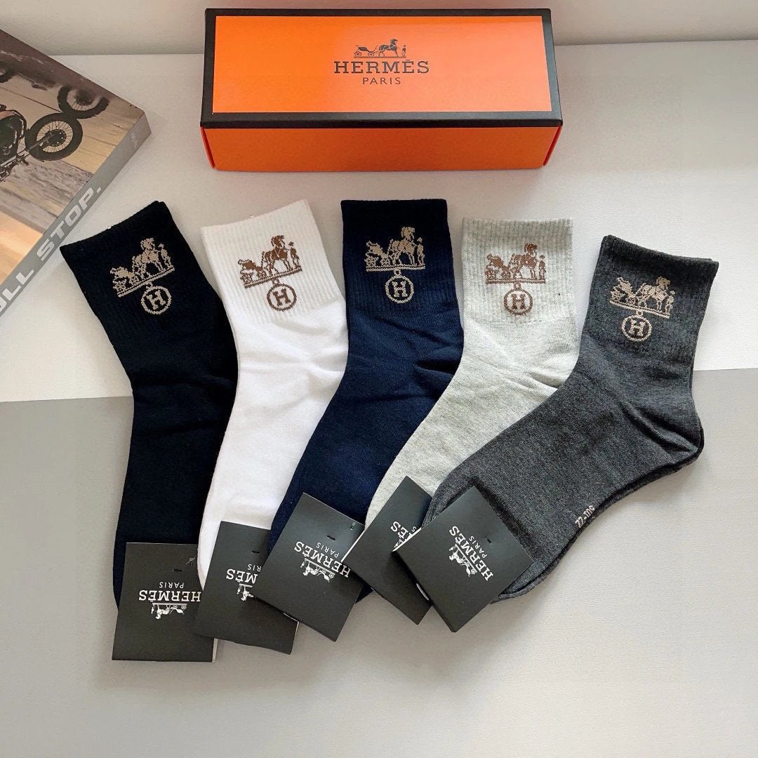Hermes Sock 【a Box5Double】Classic H Letters logo Breathable and Stylish Pure Cotton Mid-Calf Socks25ss New Cotton Socks Spring Summer Autumn Sports Casual Versatile Business Thin Deodorant Sweat-Absorbing