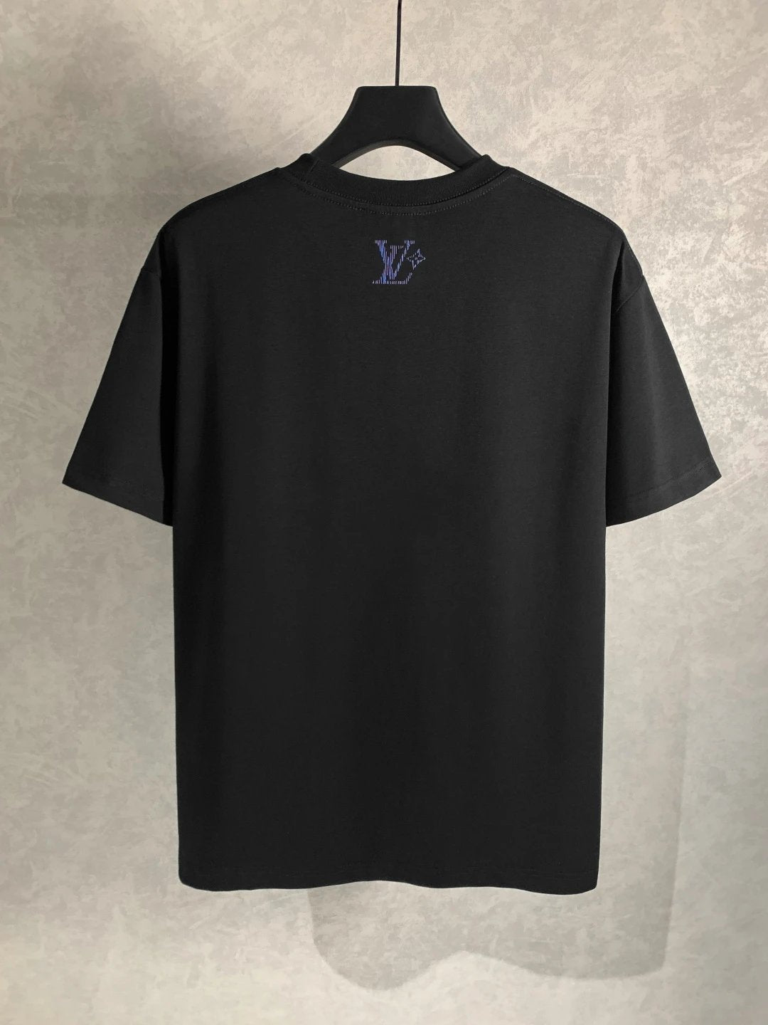 Louis Vuitton LV T-shirt Chest Rainbow Vertical Stripe Letter Print logo round Neck Short Sleeve25ss New Pure Cotton Unisex Style T Casual T-Shirt Base Layer Shirt OS Loose Fit Half Sleeve Top Plus Size