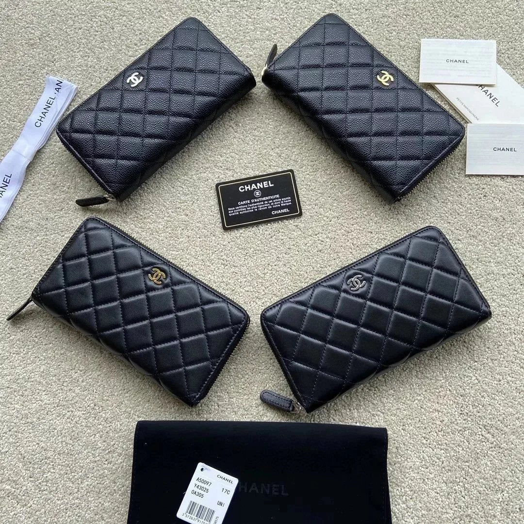 Chanel Wallet Top version Mid-Length Zipper Wallet Clutch Clutch Bag Double CC Home Wallet Wallet Women's Wallet Card Holder Imported Italian Particle Calfskin Sheepskin Size:w19.5×h10.5×d2cm Color：Black Ball Pattern Hair Silver Steel Hair