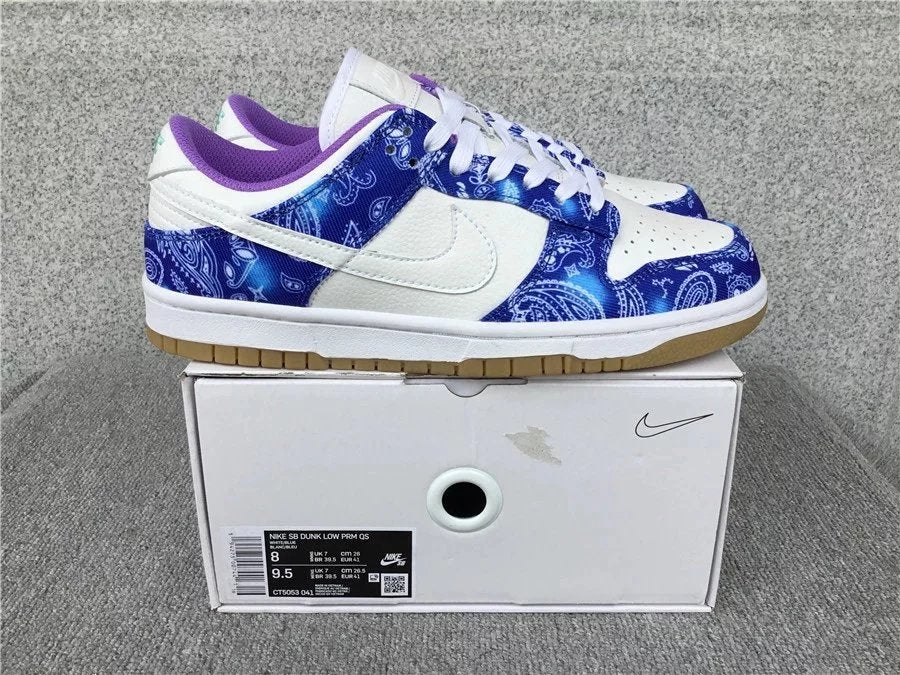 Nike Dunk Low shoes