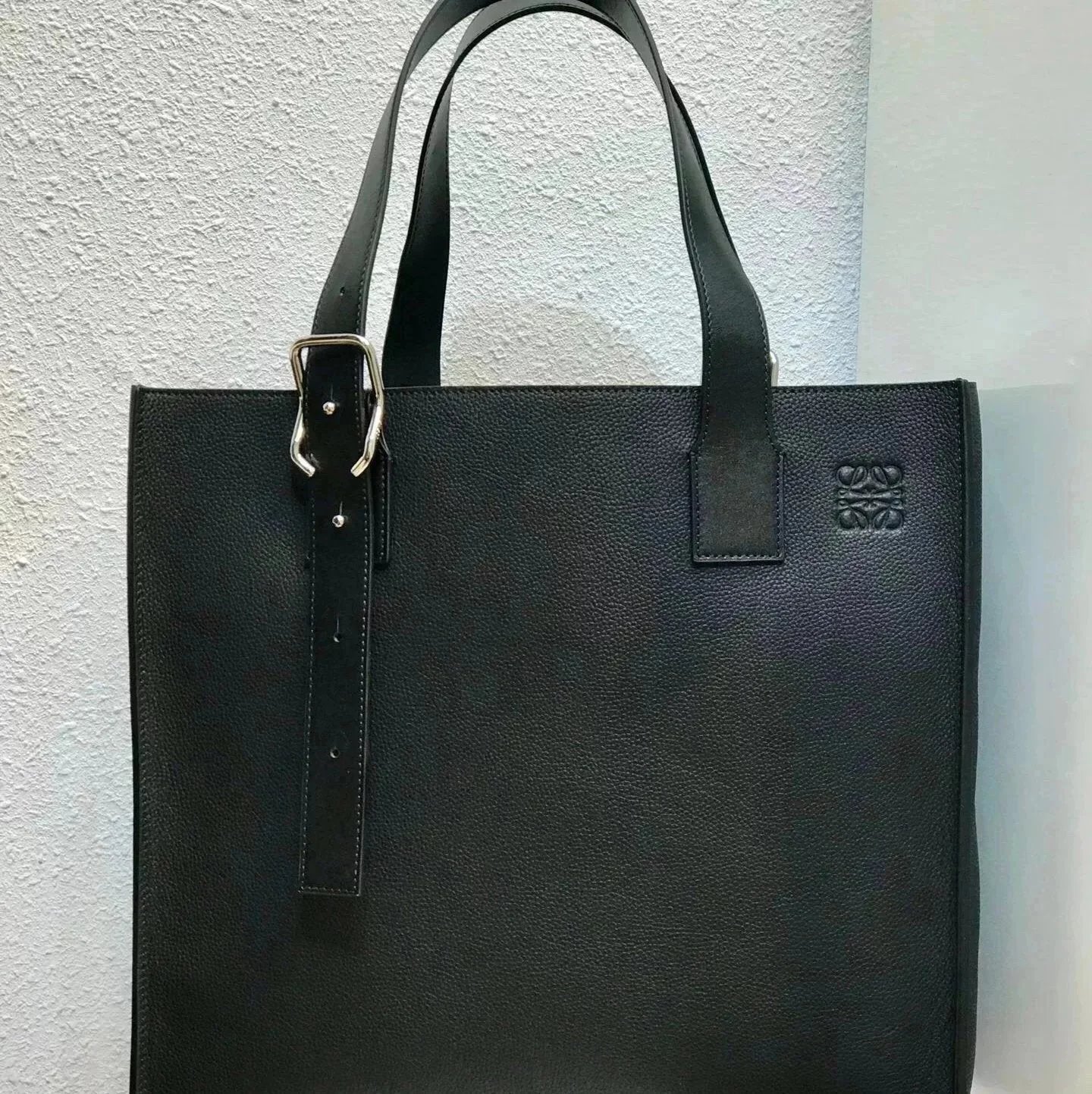 LOEWE Backpack Top version 【Surrogate Shopping Edition】BuckleTote Men's Tote Bag Office Worker Commuter Bag Computer Bag Handbag Loewe Men's Bag Business Briefcase Men's Handbag