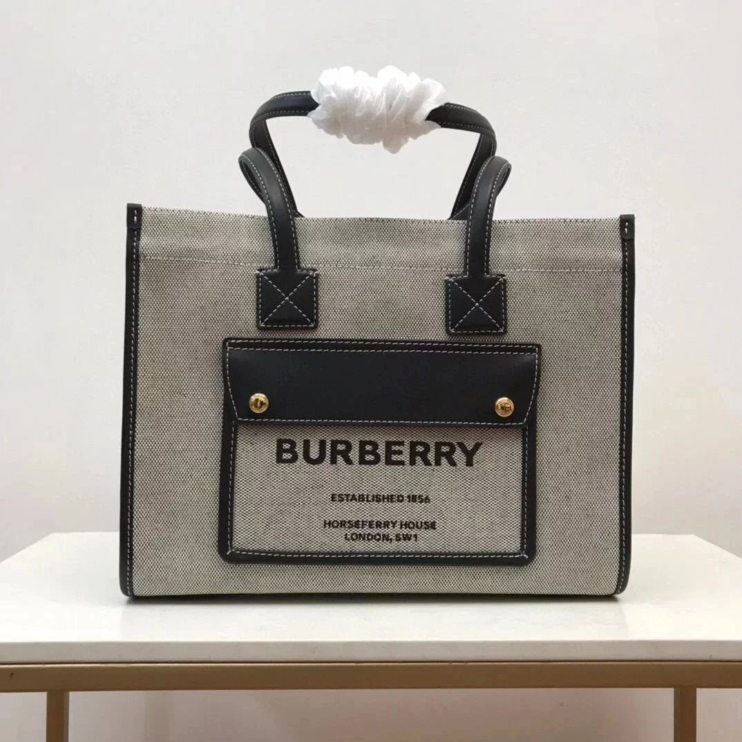 Burberry Women's Bag Top version Mini Two-Tone Canvas Stitching Leather Leather Freya Italian Refined Tote Bag Shoulder Bag Messenger Bag Handbag Women's Bag