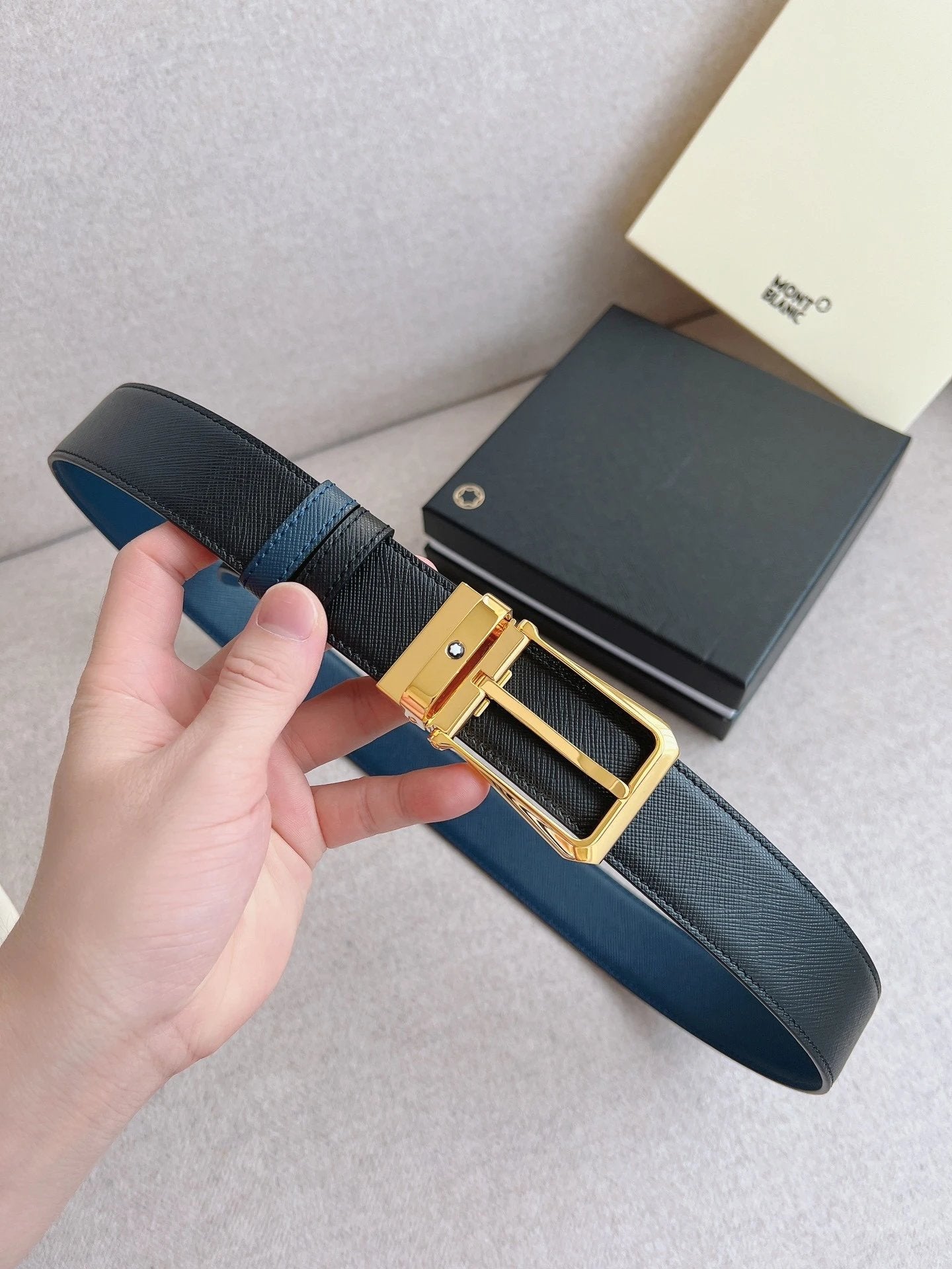 Montblanc Belt Top version Business Casual Belt Belt High Quality Double-Sided Head Layer Cowhide with Steel Buckle Men's Leather Belt Fashion All-Match Business Belt Double-Sided Available3.5