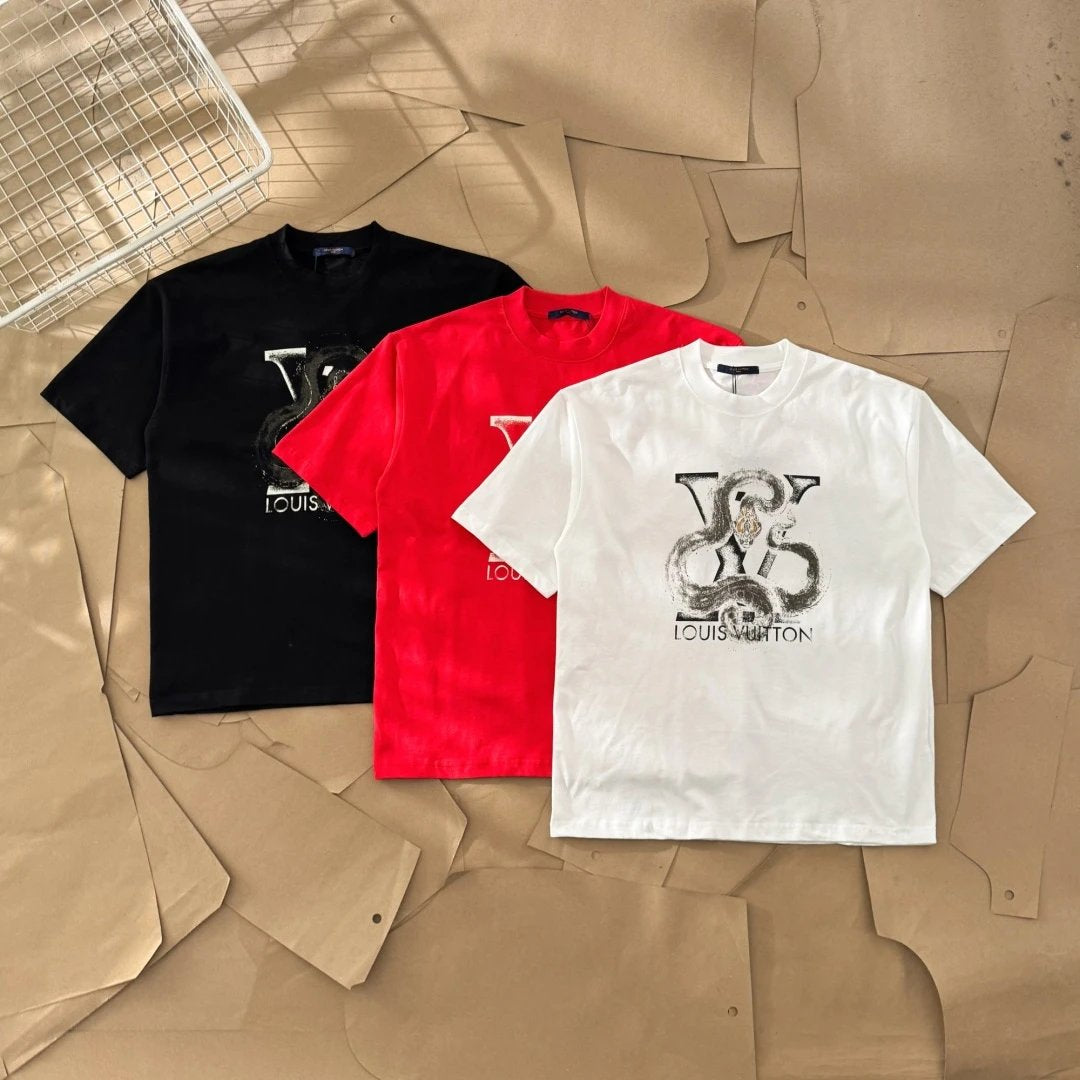 Louis Vuitton LV T-shirt Chest Letter Dragon Pattern Print logo round Neck Short Sleeve25ss New pure cotton T Unisex T-Shirt OS Drop Shoulder Loose Fit Base Shirt Top T-Shirt Short Sleeve