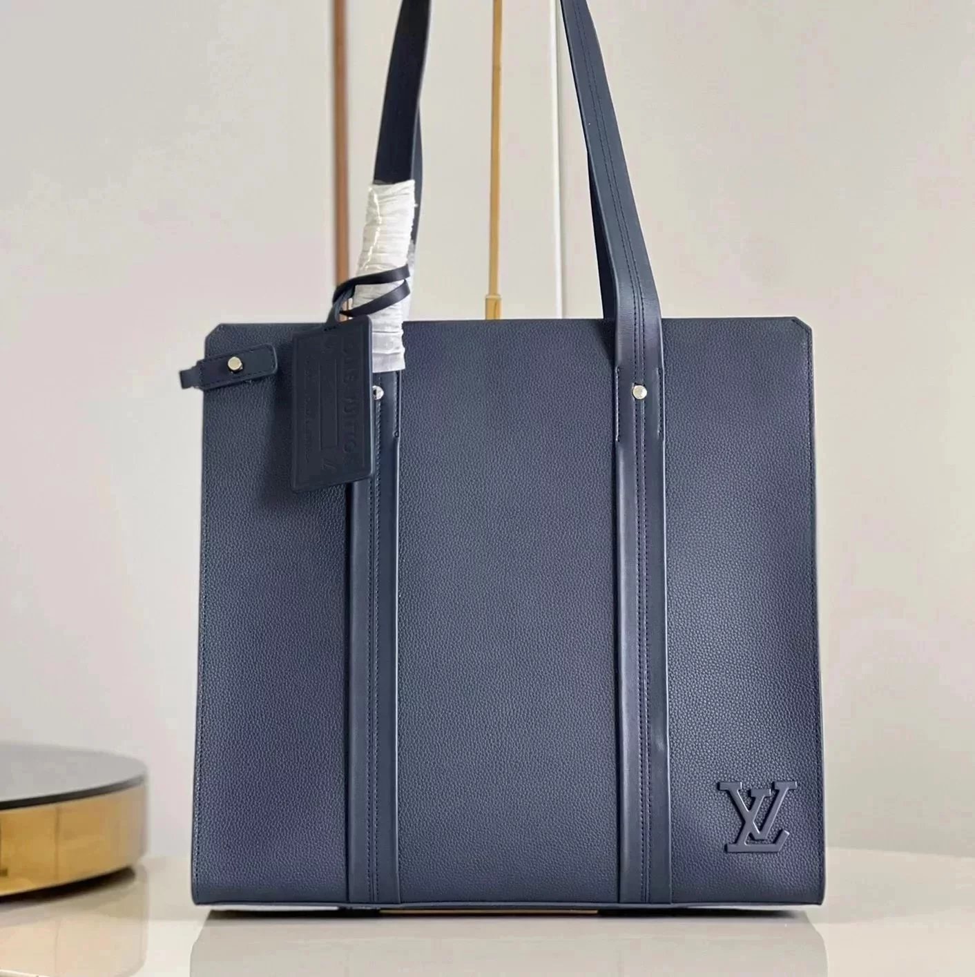 Louis Vuitton LV briefcase Top version **Old Factory M57308Men's Leather Briefcase TOTE Bag Aerogr Tote Bag Men's Briefcase Business Trip Shopping Bag Computer Bag21542Elephant Gray Blue Chloe Paddington Men's Tote Bag