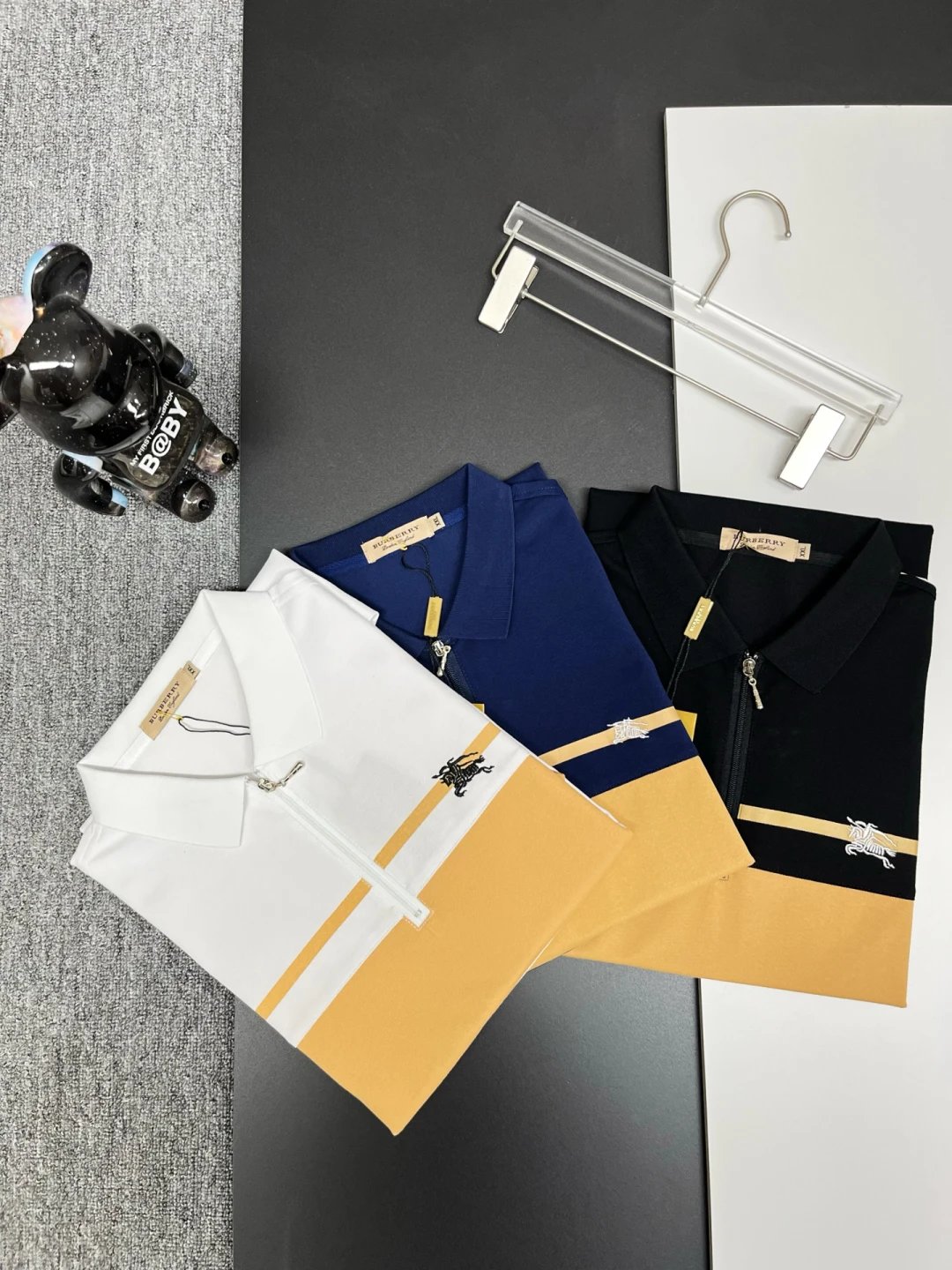 Burberry T-shirt Chest Stripe Embroidery logoPOLO Short Sleeve Turn-down Collar Shirt Unisex Summer Loose Fit T Business Commuter Short Sleeve Shirt Plus Size