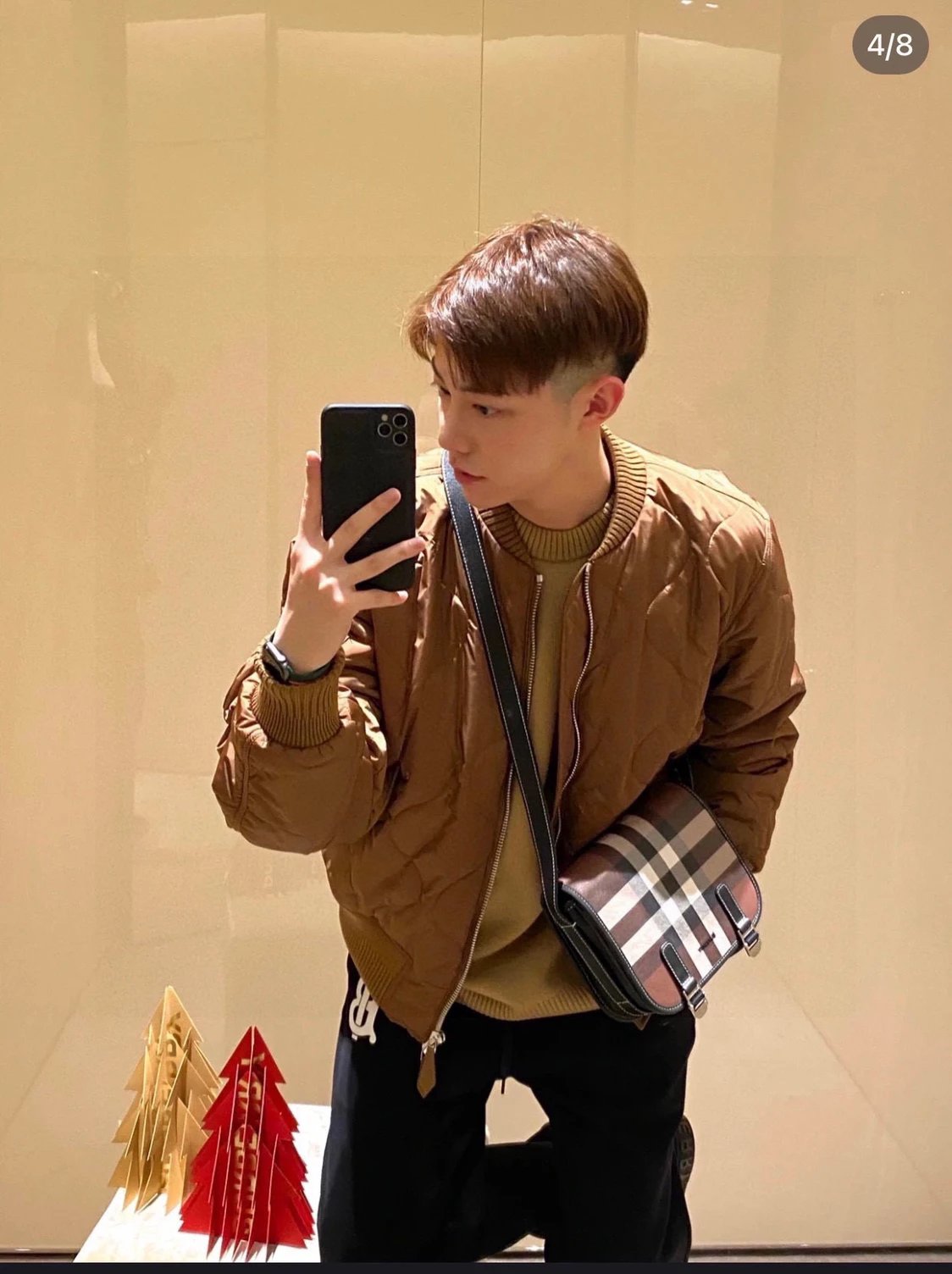 Burberry backpack Top version 23Winter New Latest Saddle Bag Version Upright Messenger Bag Birch Brown Classic Plaid Messenger Bag Unisex Shoulder Messenger Bag Commute Leisure Fashion All-Match Men's and Women's Bags