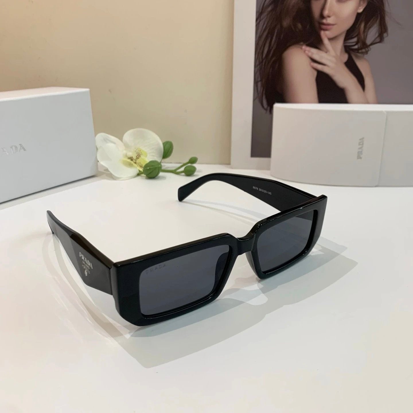 PRADA Sunglasses Letter Logo Temple Sunglasses Slimming Non-Prescription Unisex Couple Style UV Protection Driving Beach Fishing25ss New Sports Casual Versatile