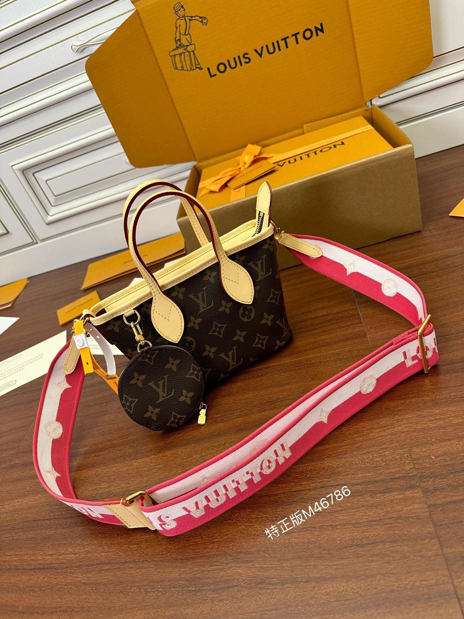 Louis Vuitton LV Women's Bag Top version M467052023New Neverfu11BB Mini Shopping Bag Tote Bag Shoulder Messenger Bag Portable Women's Bag