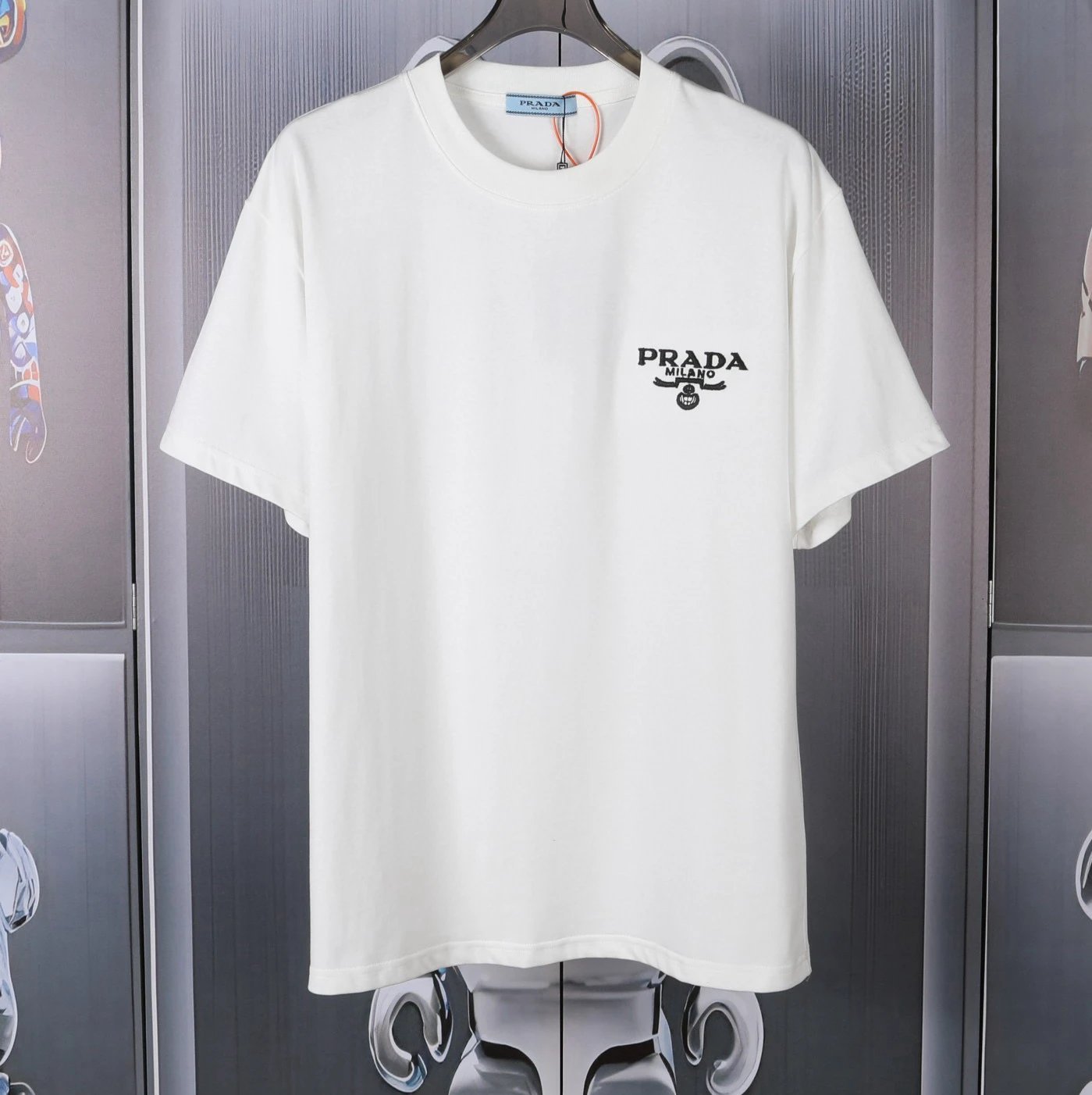 PRADA T-shirt English on the Chest logo round Neck Short Sleeve25ss New Pure Cotton Unisex Style T T-shirt OS Loose Design Bottoming Shirt Half Sleeve Top p Home T-shirt