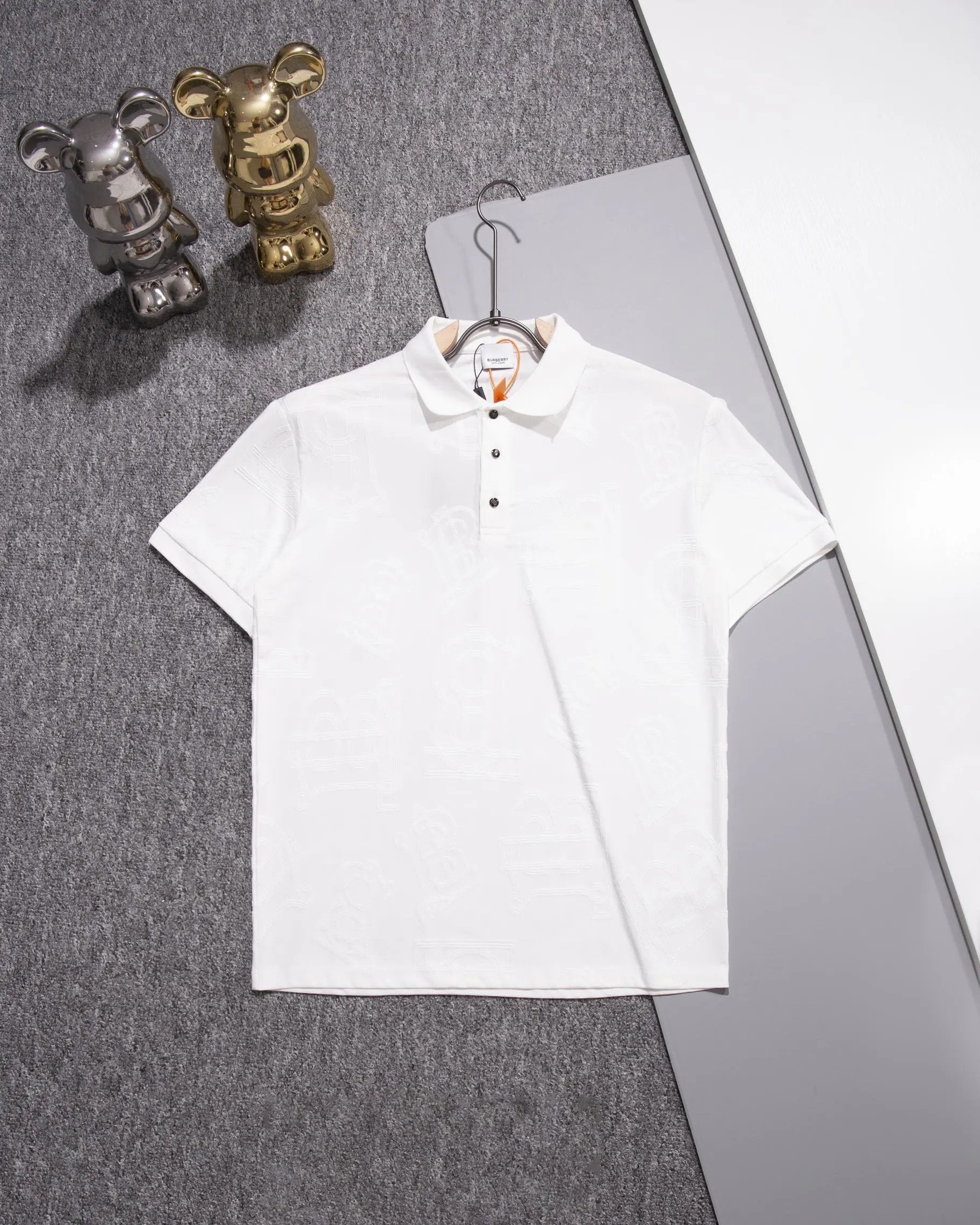 Burberry T-shirt Chest Letter Embroidery logoPOLO Short Sleeve Turn-down Collar Shirt Unisex Summer Loose Fit T Business Commuter Short Sleeve Shirt Plus Size