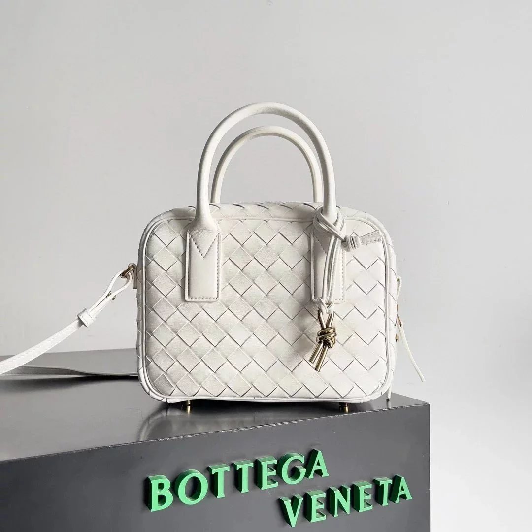 Bottega Veneta Women's Bag Top version Super Original Leather Plate Home2024Early Spring New Product GetAway Small Square Box Retro Fashion Bowling Bag Shoulder Crossbody Handbag Commute Leisure Fashionable All-Match Women Bag Bag Weight Lightweight