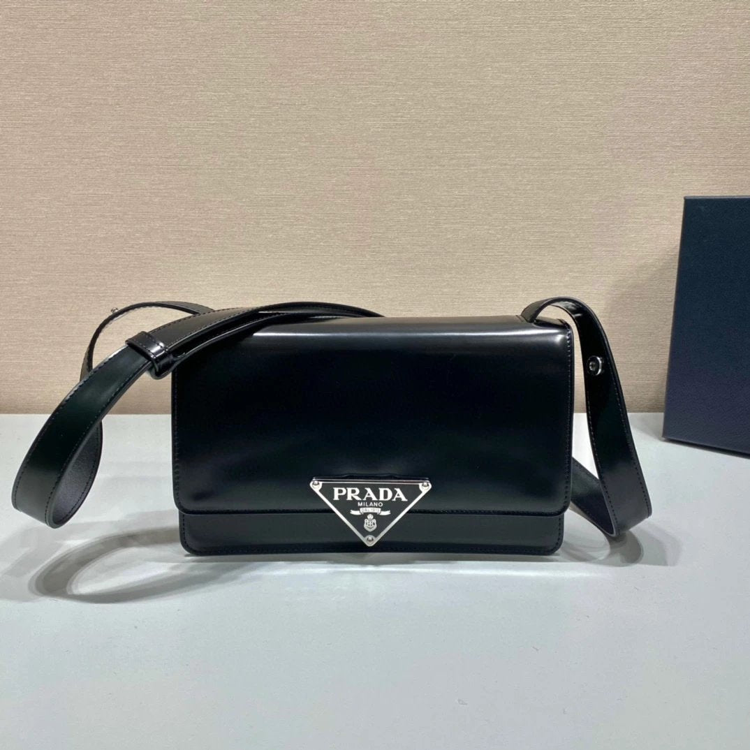 PRADA Bag Top version Original Order2022Autumn and Winter New Series Latest Retro Flap Bag Flap Bag Imported Cowhide Inner Sheepskin Triangle Logo Badge Messenger Bag Handbag Hand Bag Backpack Shoulder Bag Messenger Bag Women's Bag Women's Bag1BD321