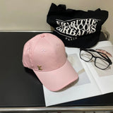 Louis Vuitton LV Hat Alphabet Gold Label logo Baseball Cap Sunshade Sun Protection Duckbill Cap Large Head Circumference Slimming Face Curved Brim Versatile Sports Hat for Men and Women Couples Same Style