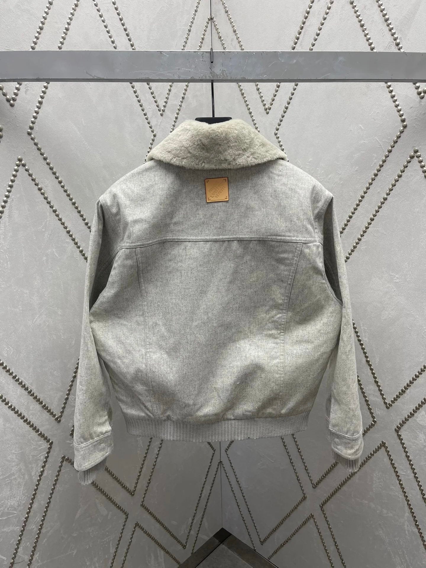 Louis Vuitton LV Jackets Waist-Tied Jacket with Removable Wool Coat Jacket Monogram Unisex Winter Thickened Warm Versatile Casual Coat