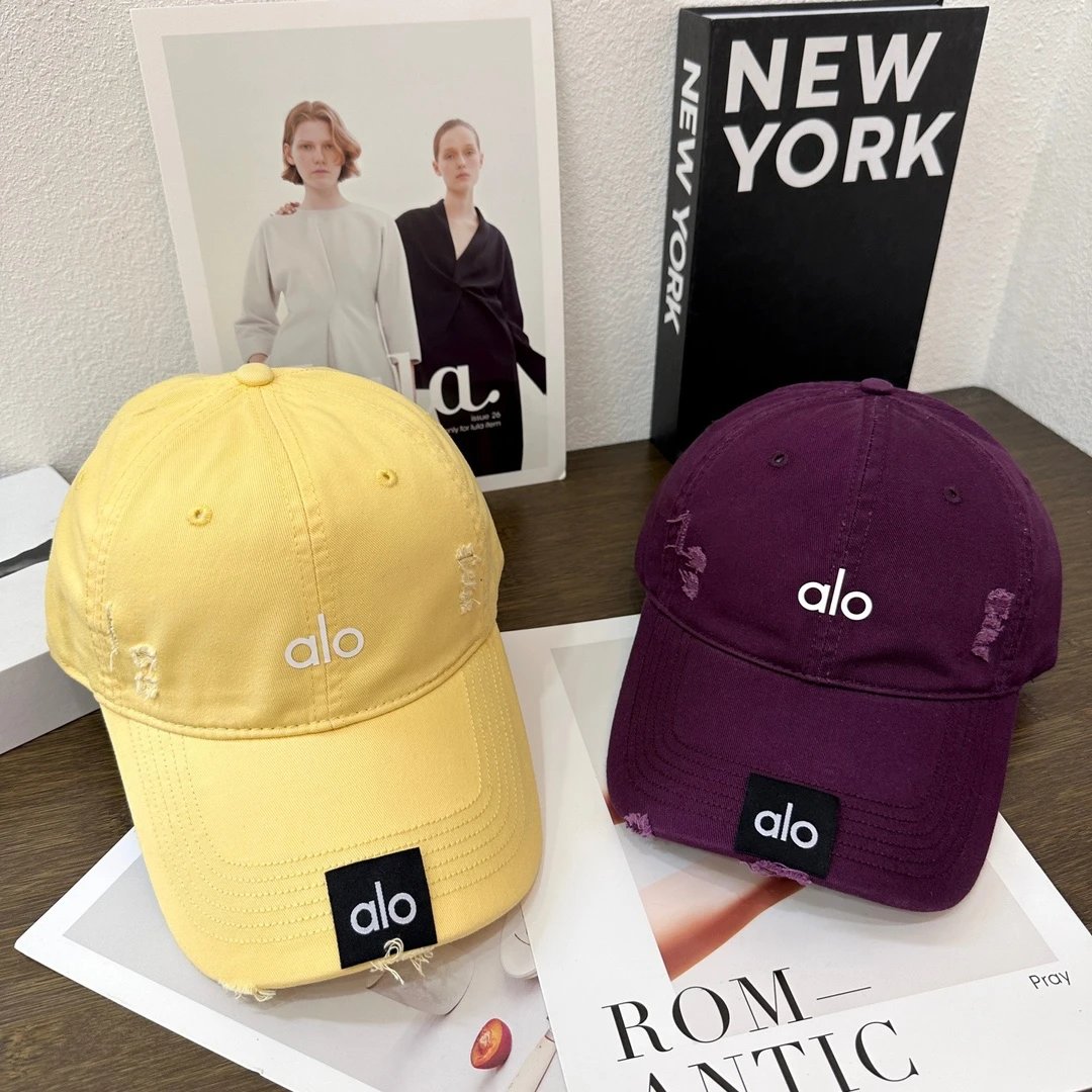 Alo Yoga Hat Classic Letters logo Baseball Cap Sunshade Sun Protection Duckbill Cap Unisex Couple Style Large Head Circumference Slimming Face Curved Brim Versatile Sports Hat