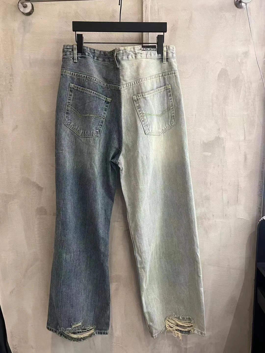 Balenciaga Jeans One side flared pants, one side loose straight-leg jeans