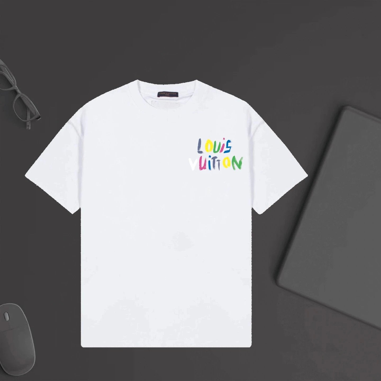 Louis Vuitton LV T-shirt Back Rainbow Hand-drawn Letter Pattern Print logo round Neck Short Sleeve25ss New Pure Cotton Unisex Style T Casual T-Shirt Base Layer Shirt OS Loose Fit Half Sleeve Top Plus Size