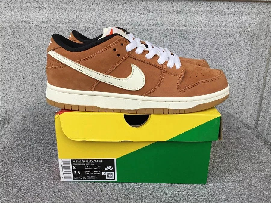 Nike Dunk Low shoes