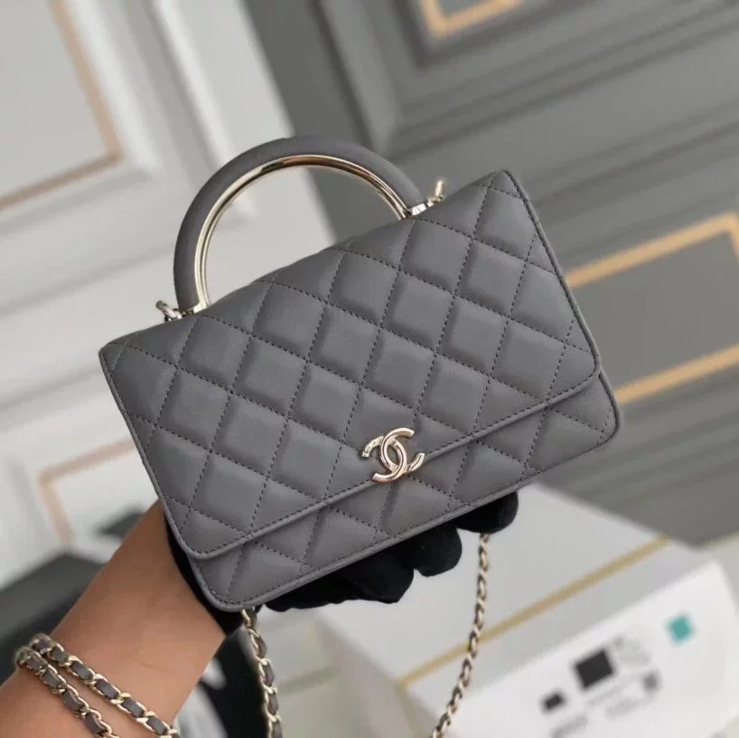 Chanel Women's Bag Top version 2022New Grade Genuine Goods22a Handle woc Women's Small Waste Bag Handbag Exquisite Small Handle Women's Bag Shoulder Messenger Bag Chain Bag Small Shoulder Bag Sheepskin Bag Portable Flap Bag New Women's Bags