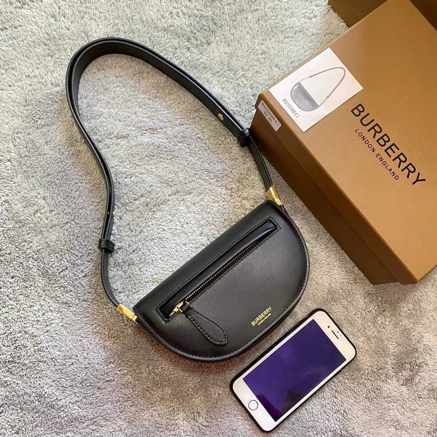 Burberry Women's Bag Top version Version Original Leather Fashion Show Backpack Shoulder Bag Original Single Hobos Underarm Bag Messenger Bag New Women's Bag